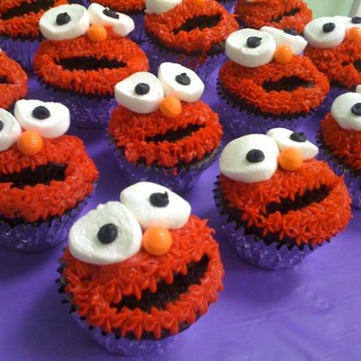 Elmo Cupcakes