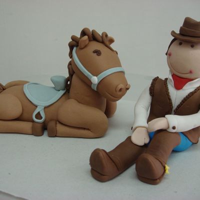 Cowboy And Horse Fondant Figures