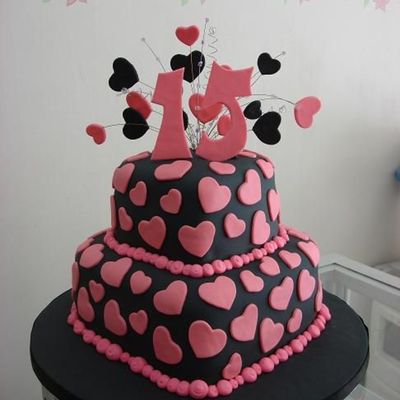 Black And Pink Quincea&atilde;&plusmn;Era