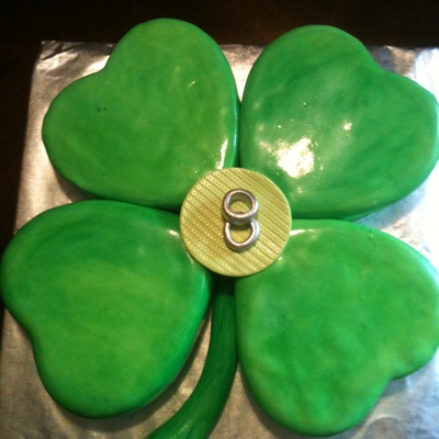 Four Leaf Clover Groom's Cake