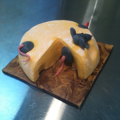 Cheese With Mice Cake