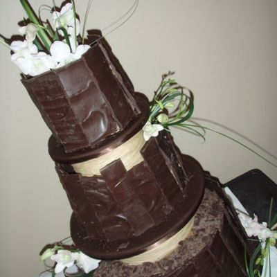 Rustic/chocolate Wedding!