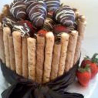 Chocolate Covered Strawberry Cake