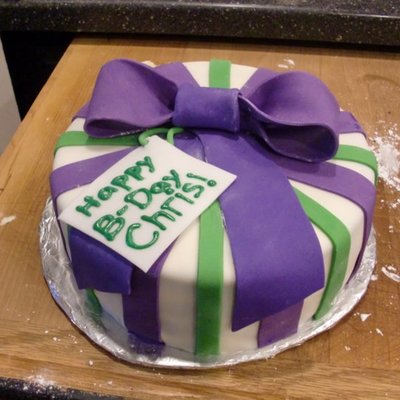 Birthday Present Cake