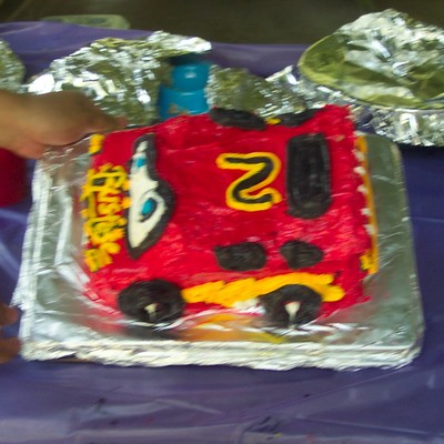 Lightening Mc Queen Cake