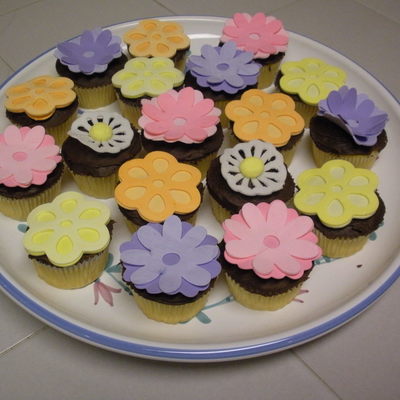 Flower Cupcakes For Mother's Day