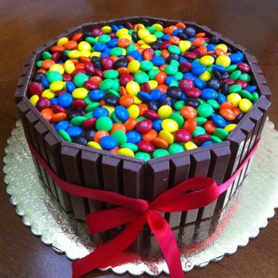 M&m Candy Barrell Cake