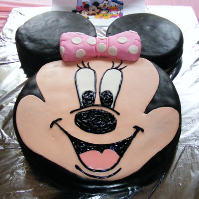 Minnie Mouse Cake