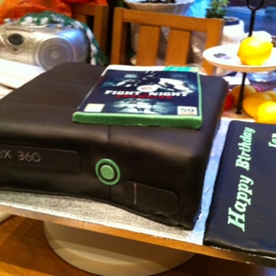 Xbox 360 Cake Black