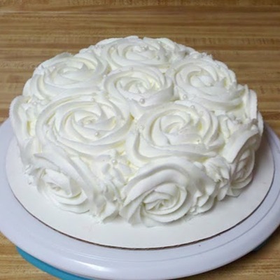 White Rose Cake