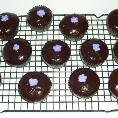 Chocolate Canache Cupcakes With Candy Violets