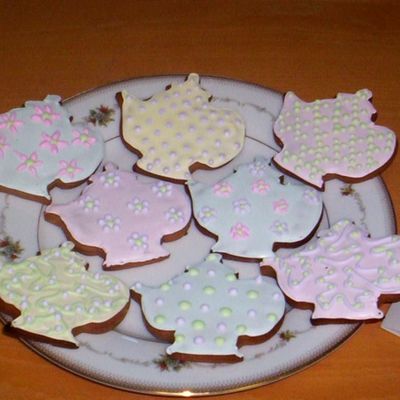 Gingerbread Teapots