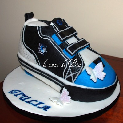 Heely Shoes Cake