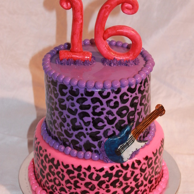 Sweet 16 Leopard Cake