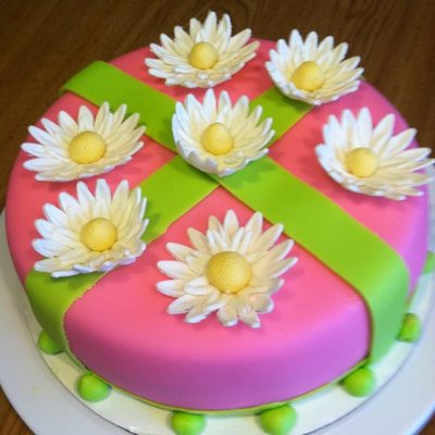 Daisy Cake