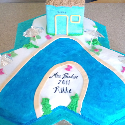 Danish Paradise Hotel Cake