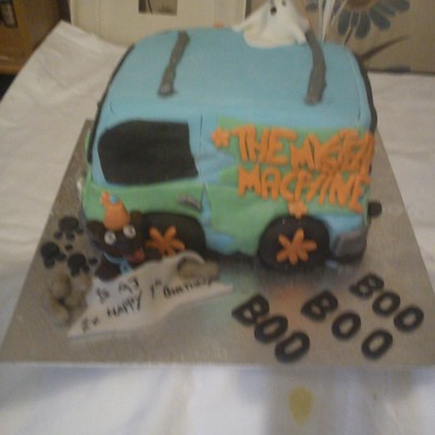 Scooby Doo Cake
