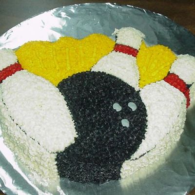 Bowling_Cake.jpg