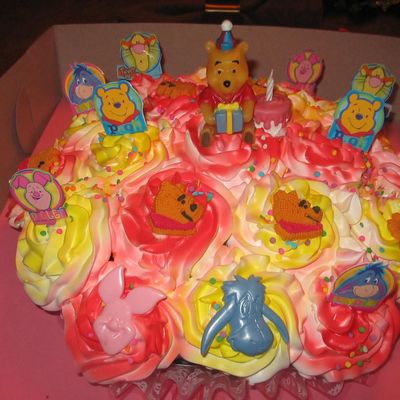 Pooh Cupcake Bouquet