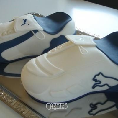 Puma Sneakers