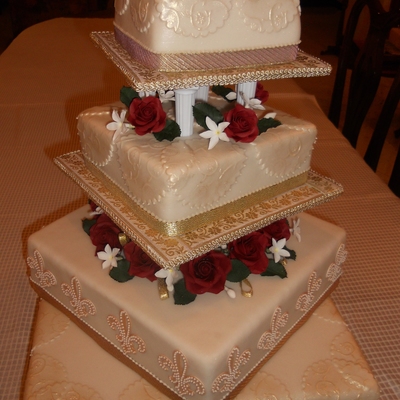4 Tier Burgundy, Cream & Gold Wedding Cake!