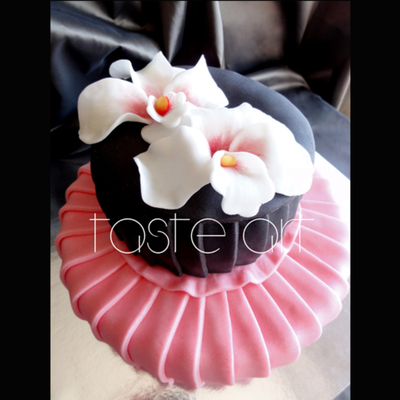 Orchid Cake