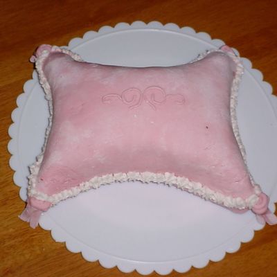 My First Pillow Cake