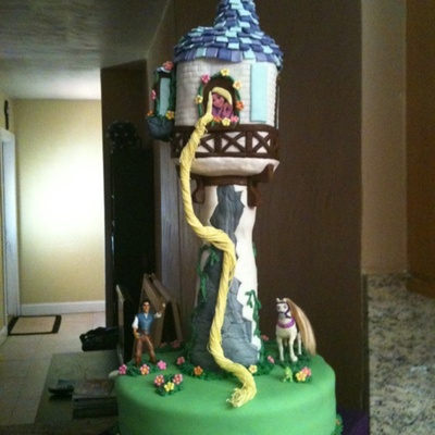 Rapunzel Cake