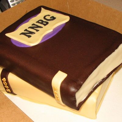 Book Club Cake
