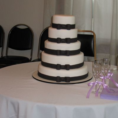 Black And White Cake