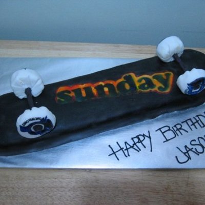 Skateboard Cake