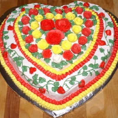 Rose Heart Valentine Cake