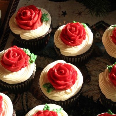 Red Rose Cupcakes