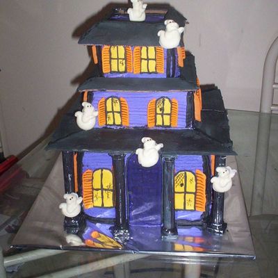 Wilton 2005 Yearbook (My Creation Of The Haunted House)