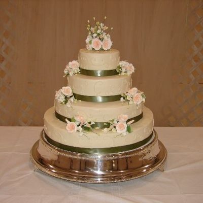 Peach And Green Wedding Cake