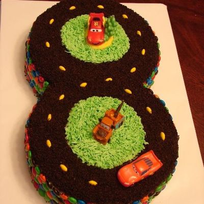 Racetrack Cake