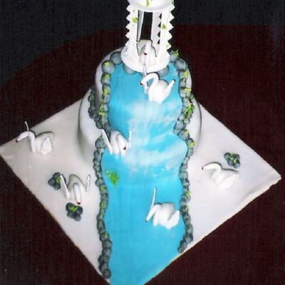 Waterfall Wedding Cake
