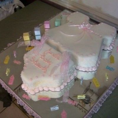 Bbaby Gown And Diaper