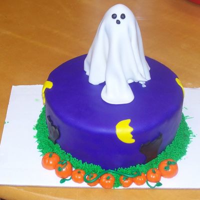 Small Halloween Cake