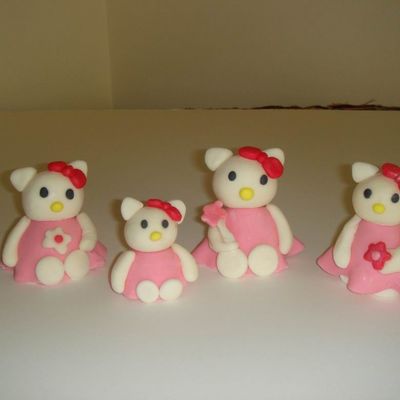 Hello Kitty 3D Figures
