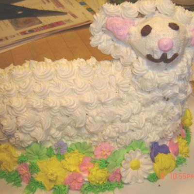 Stand Up Easter Lamb Cake