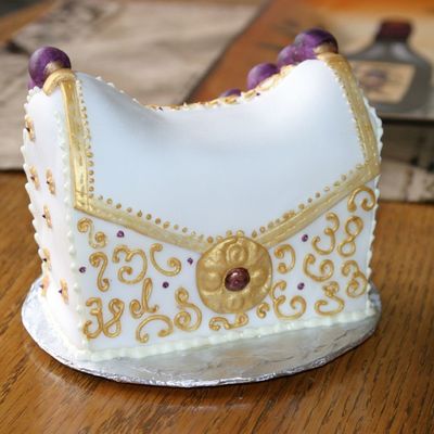 Purse Cake For Friend!
