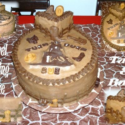 Barrel Racing Cake