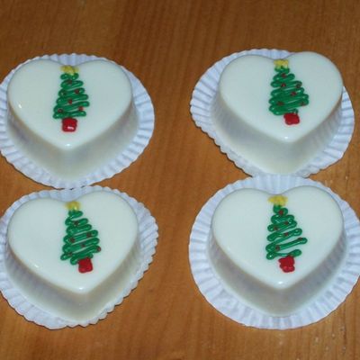 Christmas Tree Petit Fours