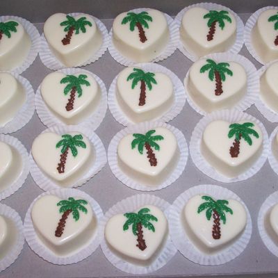 Palm Tree Petit Fours