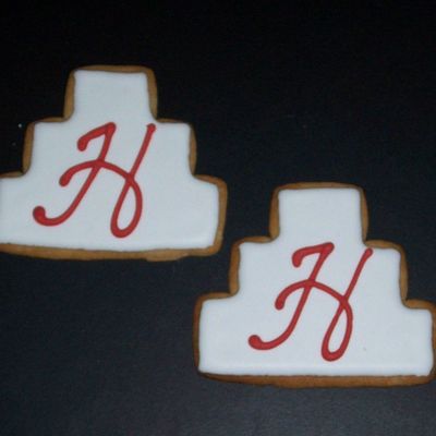 Coral Monogram Cake Cookie