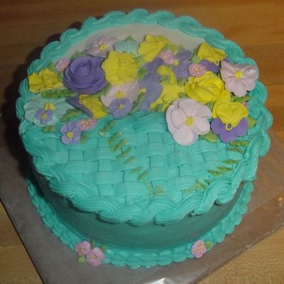 First Basketweave, Was Afraid I Wouldn't Have Enough Frosting To Do Sides.