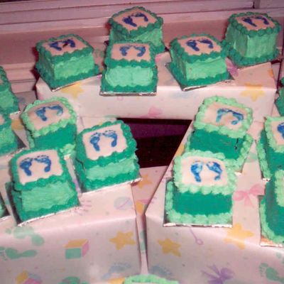 Baby Feet Individual Cake