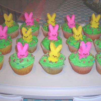 Peep Cup Cakes