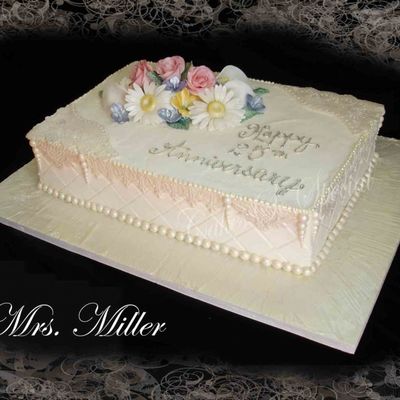 Silver Anniversary's Lace And Pearls